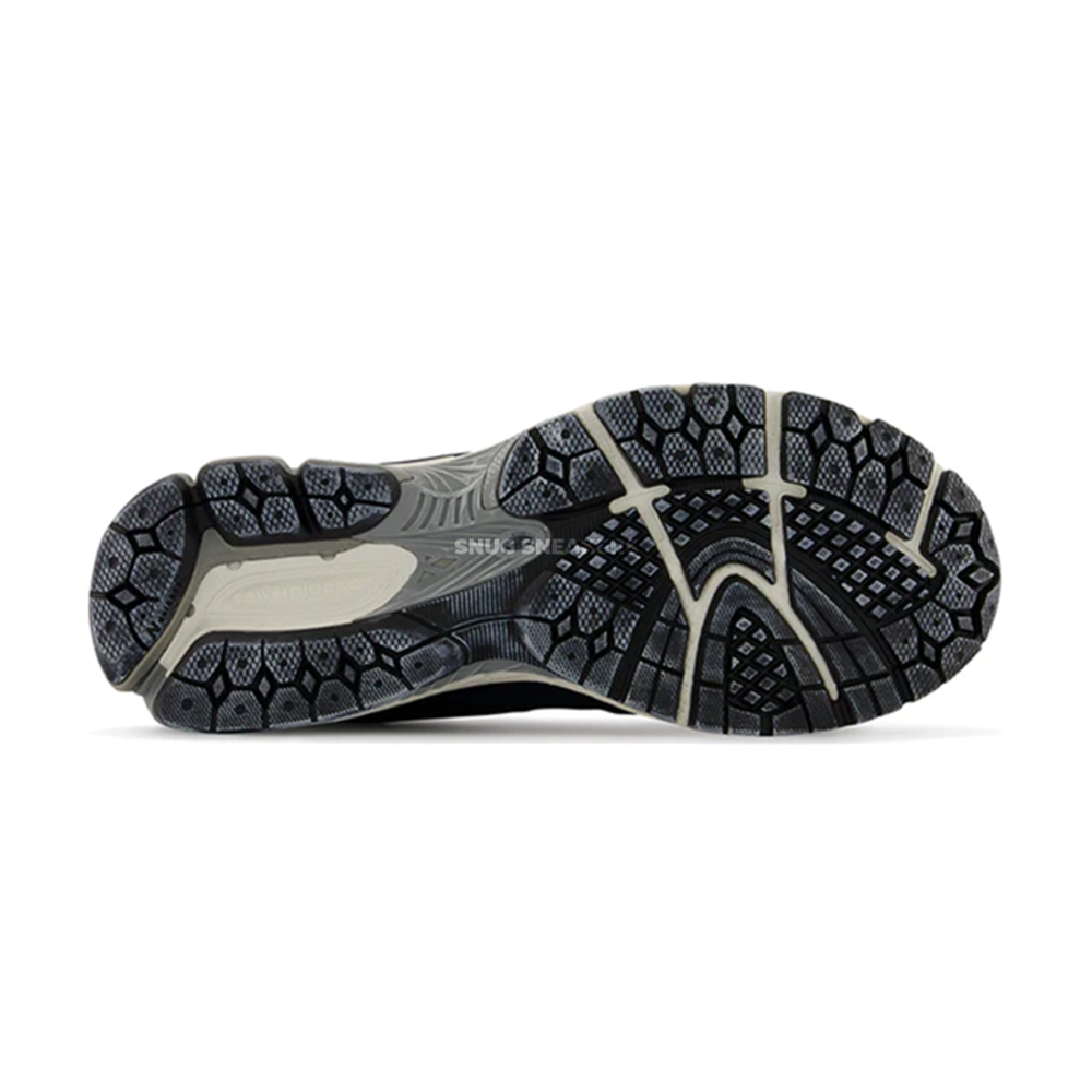 New Balance 2002R Protection Pack Dark Navy