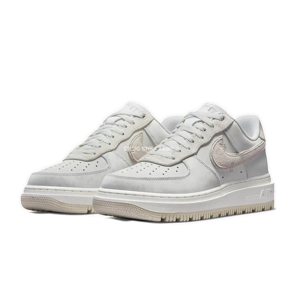 Nike Air Force 1 Low Luxe Summit White Light Bone