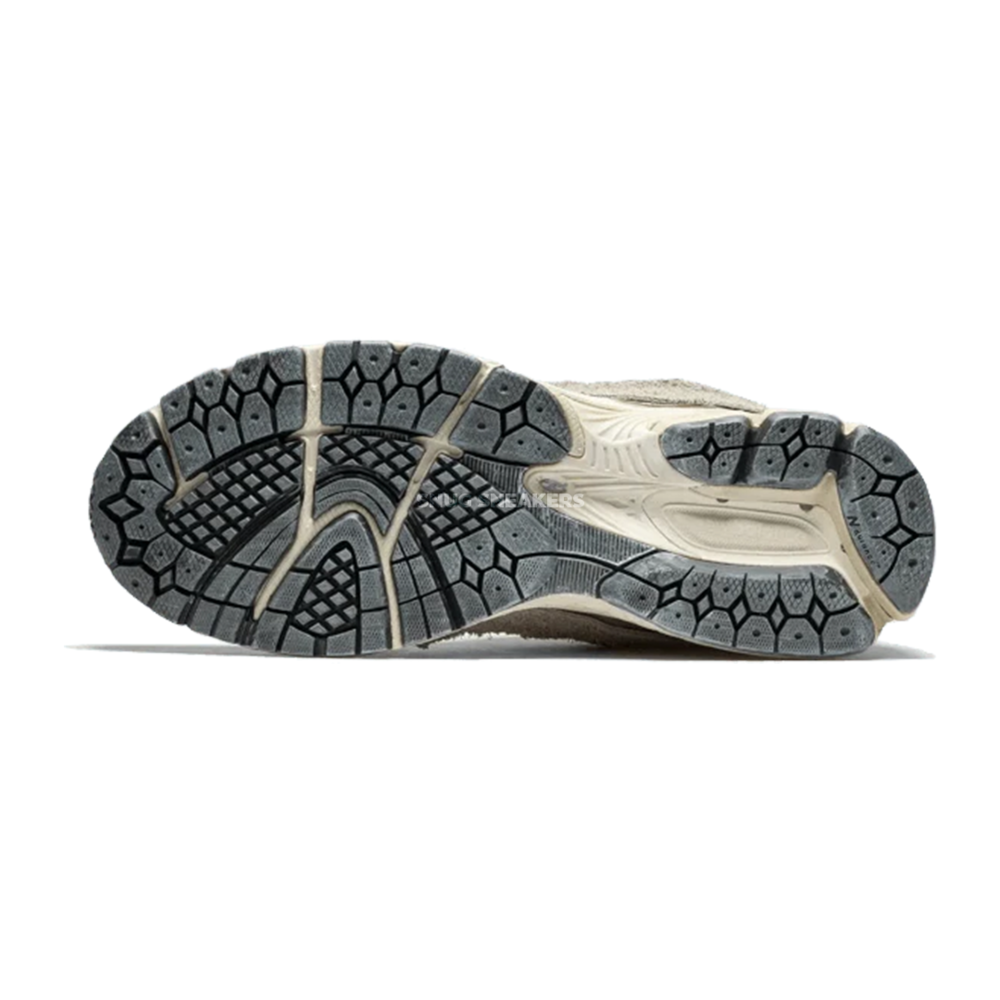 New Balance 2002R Protection Pack Rain Cloud