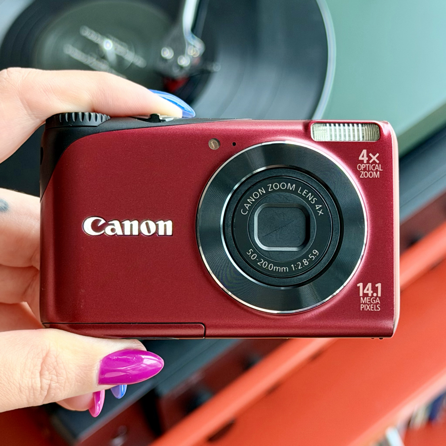 Canon Powershot A2200 | Soho camera