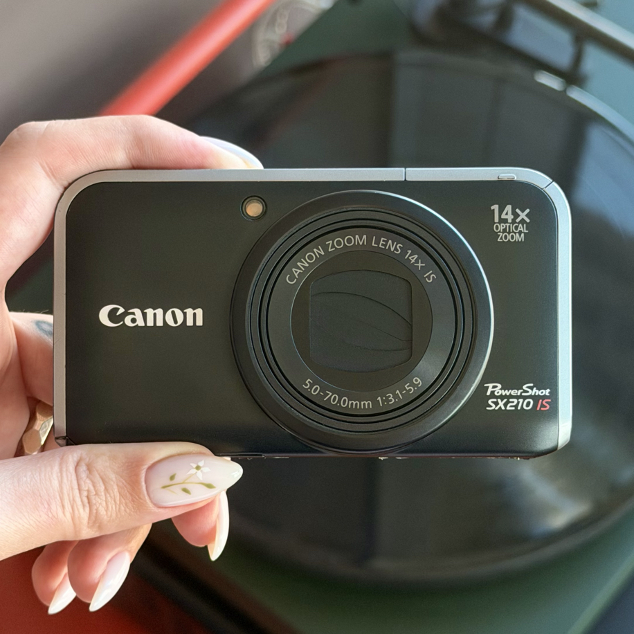 Canon Powershot SX210 IS | Soho camera