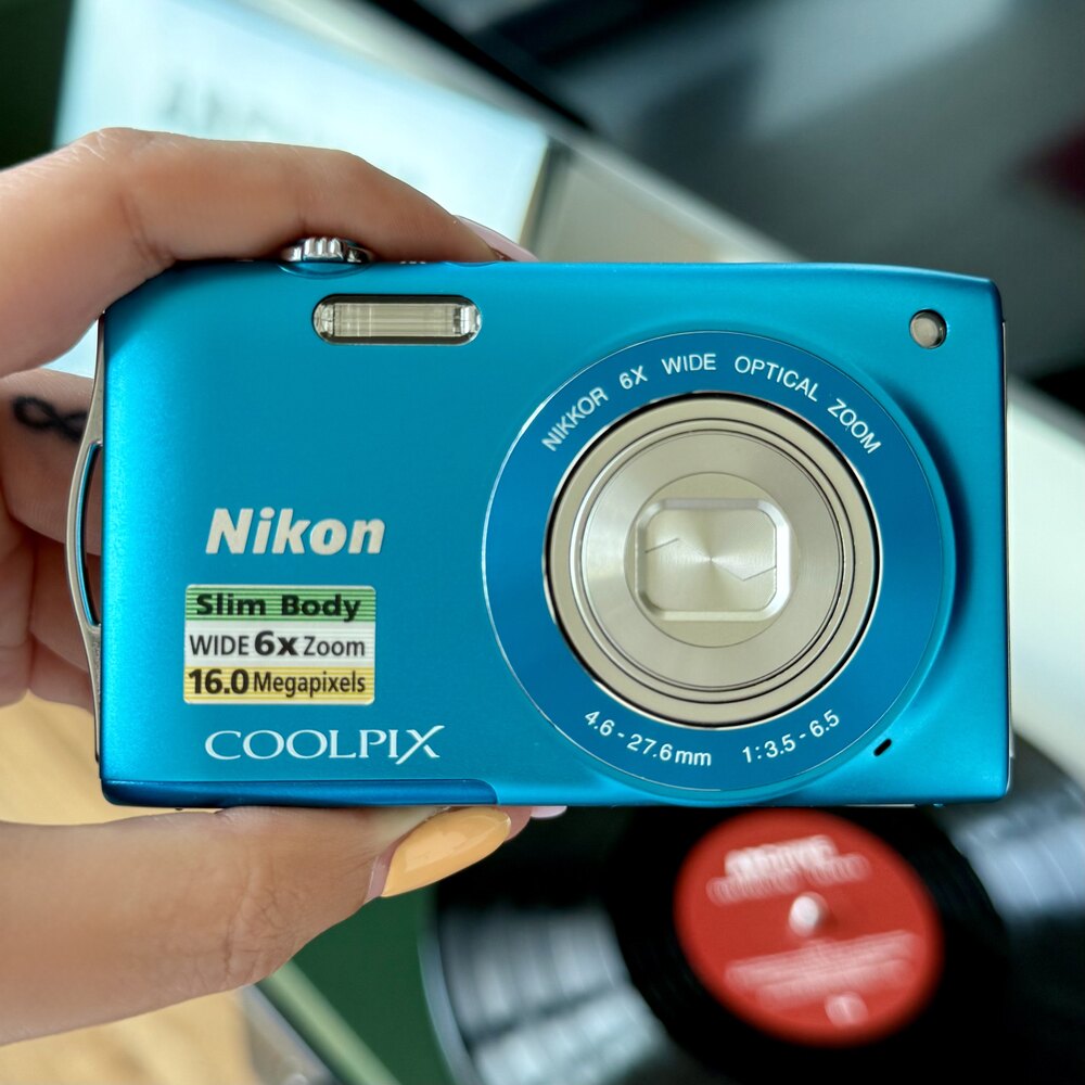 Nikon Coolpix S3200 | Soho camera