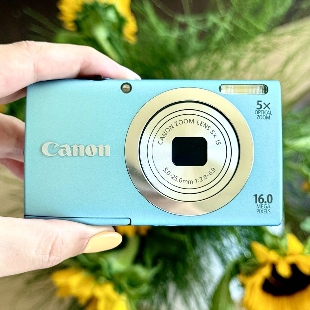 Canon Powershot A2400 | Soho camera