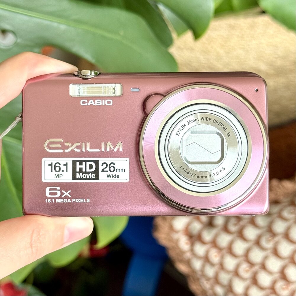 Casio Exilim EX-ZS30 | Soho camera