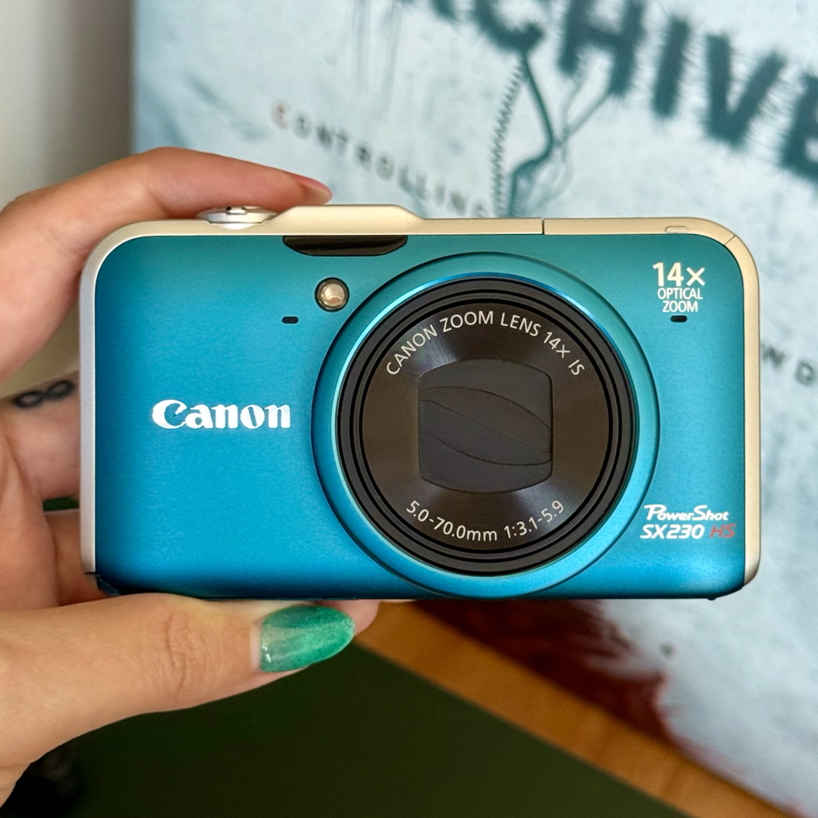 Canon Powershot SX230 HS | Soho camera