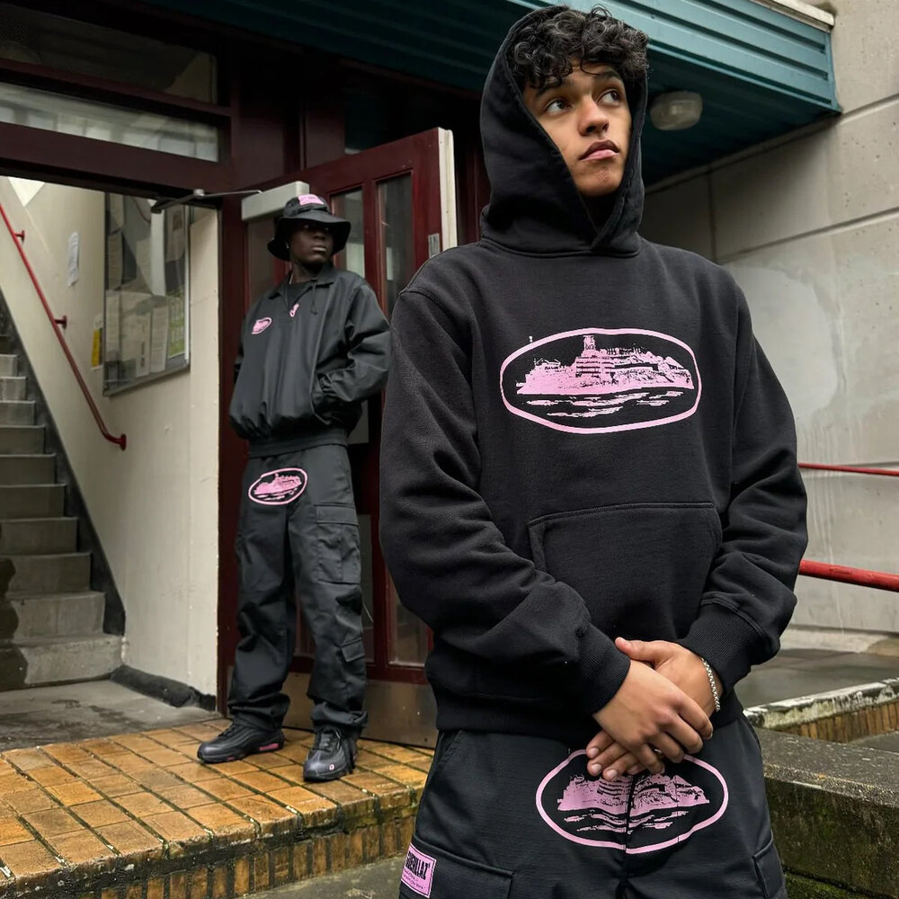 Corteiz Og Alcatraz Pink Hoodie | SPLITOUT