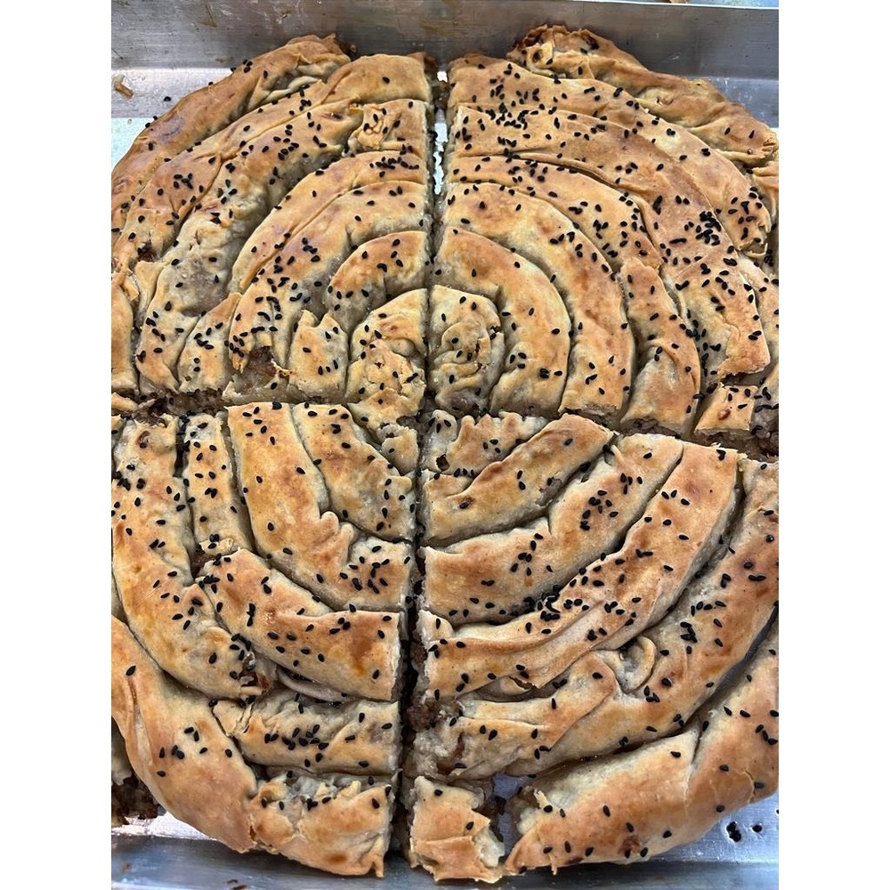 DANA KIYMALI DOLAMA BÖREK (1 kg)