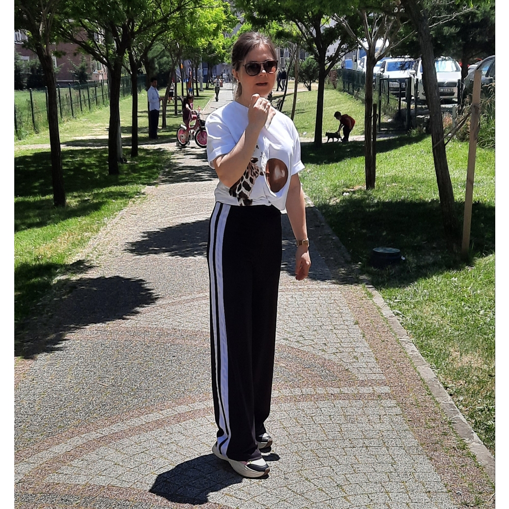 Siyah Şeritli Eşofman Altı