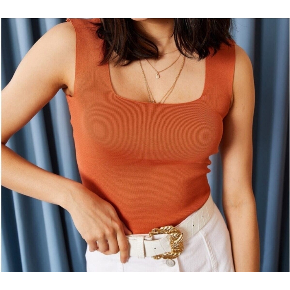 Kalın askılı triko crop bluz 