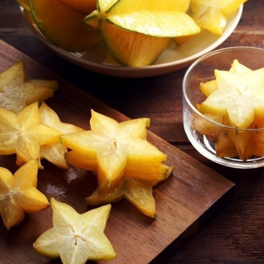 Yıldız Meyvesi-Star Fruit-Carambola Meyvesi Fidanı 1 Adet
