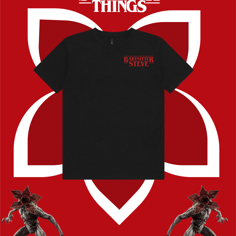 Babysitter Steve siyah tshirt