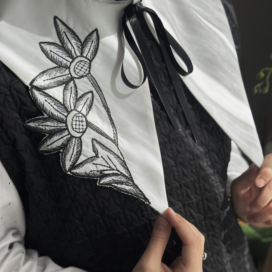 No.2 Nakış Yaka