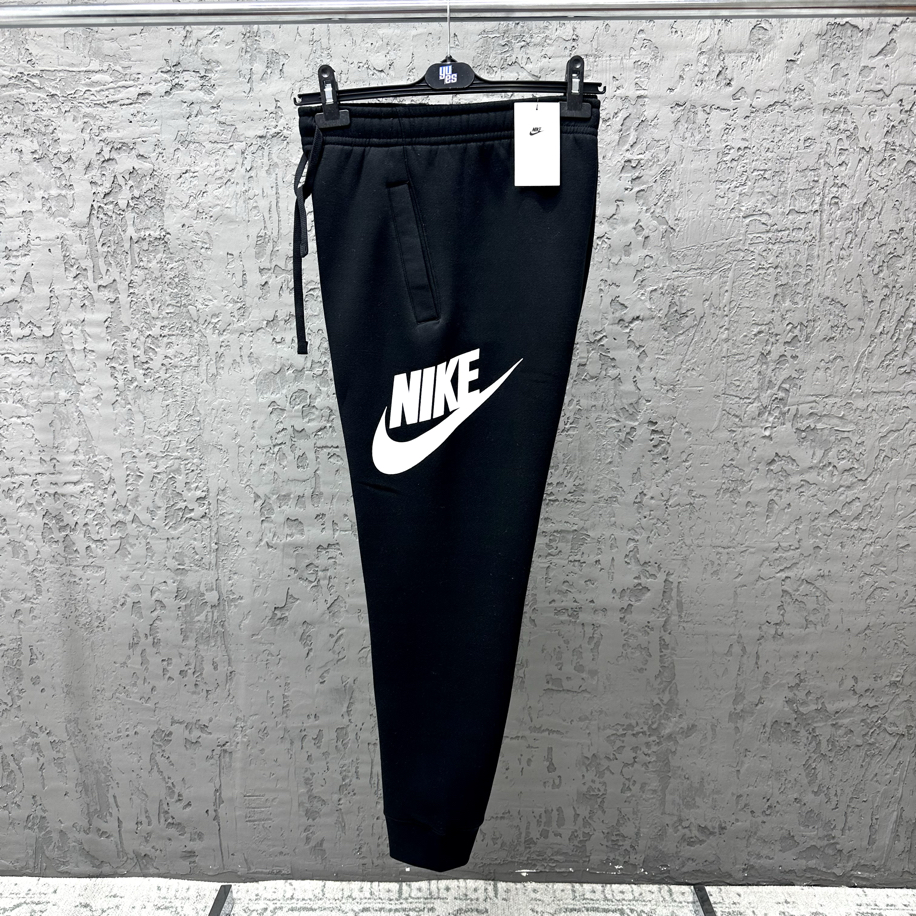 Nike Club Fleece Futura Graphic Eşofman Altı [FD2995-010]