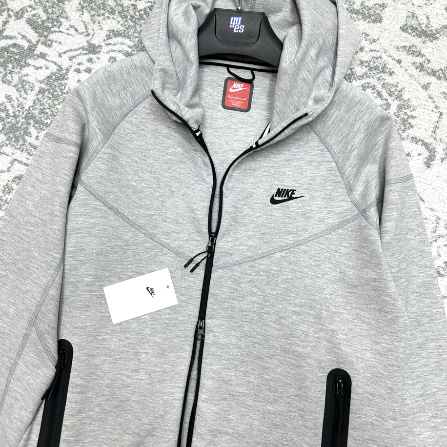 Premium Nike Tech Fleece Windrunner Full-Zip Hoodie
