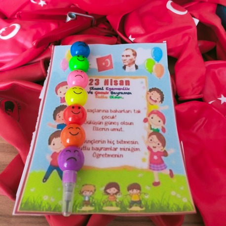 Yumurtlayan kalem&özel gün kartı&kırmızı bayraklı balon