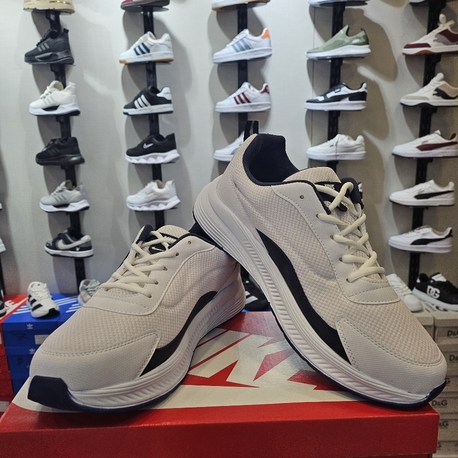 Nike Beyaz Siyah Spor Ayakkabı