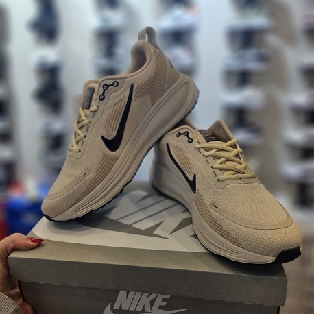 Bej Krem Nike Spor Ayakkabı