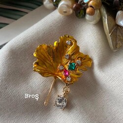 SARI YAPRAK TAŞLI MODEL BROŞ