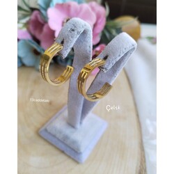 ÇELİK ŞERİTLİ YARIM HALKA MODEL KÜPE