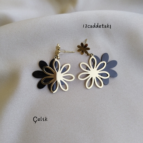 ÇELİK ÇİFT PLAKALI PAPATYA MODEL KÜPE