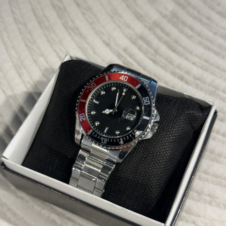 Submariner - Red And Dark Saat