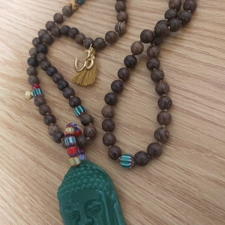 1067-buddha ahşap kolye