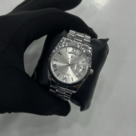 Rolex Oyster Perpetual Day-Date Gümüş Kadran Çelik Kordon Kol Saati
