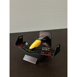 Formula 1 RedBull RB18 Masa Süsü