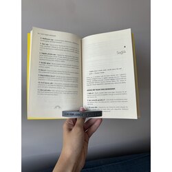 Kitap Tutma Aparatı