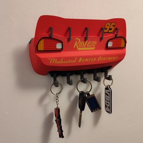 Cars Şimşek McQueen Anahtarlık Askısı 