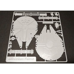 Millennium Falcon Maket
