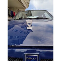 dacia kaput logosu 