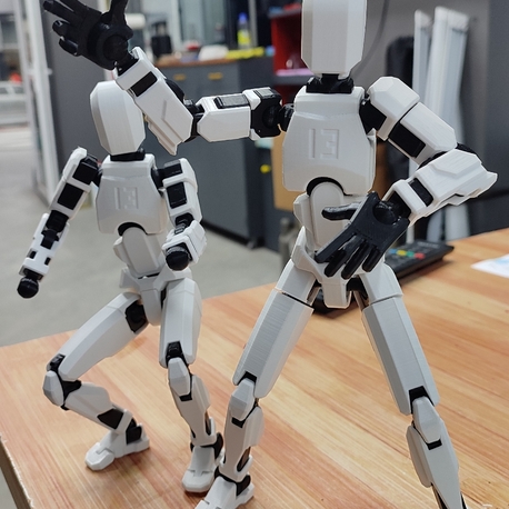 dummy 13 robot figür