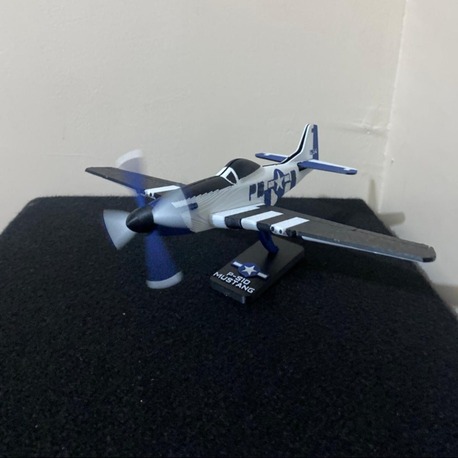 P-51D Mustang Savaş Uçağı Maket Seti