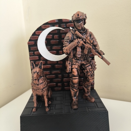 Savaşçı ve Yol Arkadaşı Türk Bayraklı Duvar