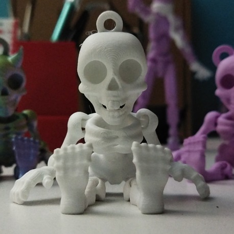 Flexi Mutlu İskelet 3D Baskı – 7 cm