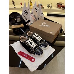 Christian louboutin ithal ürün özel seri