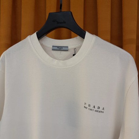 Prada yeni sezon göğüs logo detaylı ithal tişört