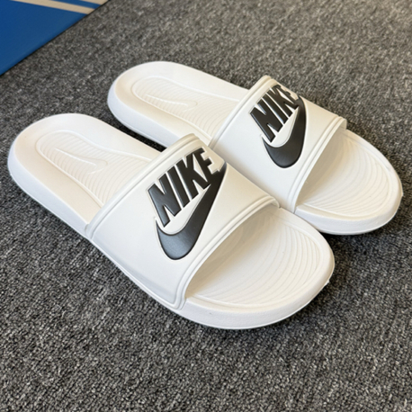 Nike Terlik
