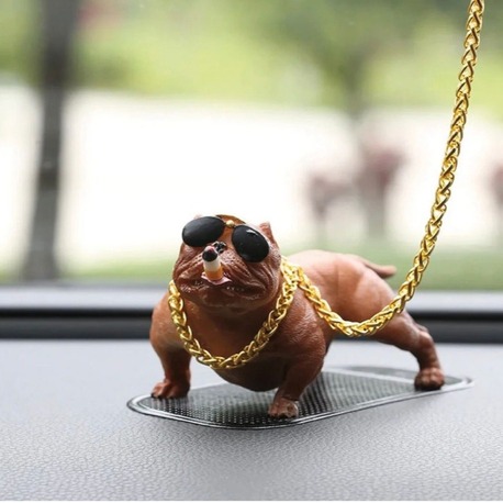 Araç torpido süsü köpek model