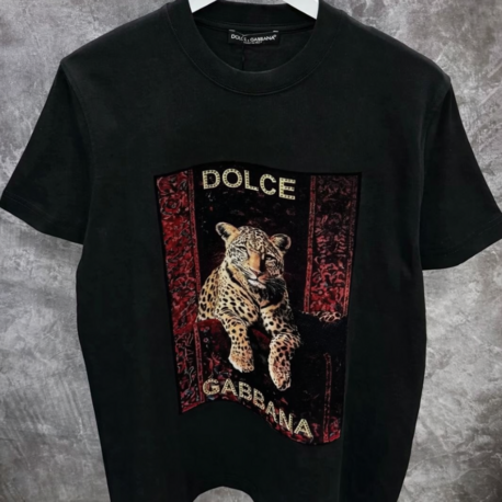 Dolce & Gabbana Leopar Baskılı Siyah T-Shirt – Premium Tasarım