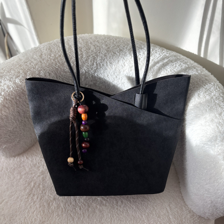 Charm Detaylı Süet Omuz Çantası