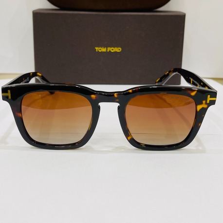 TOM FORD SİYAH ÇERÇEVE KAHVE ŞEFFAF CAM
