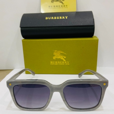 BURBERRY GRİ ÇERÇEVE SİYAH ŞEFFAF CAM