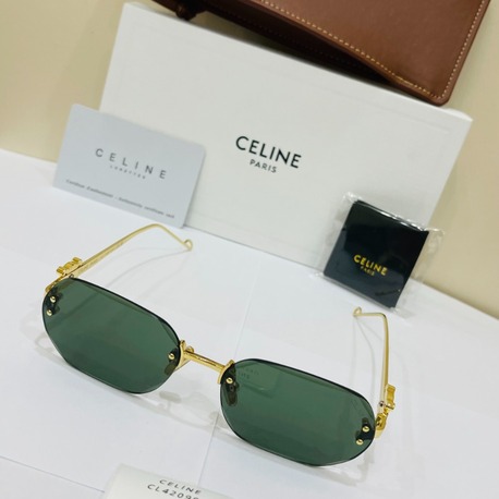 CELİNE GOLD ÇERÇEVE YEŞİL ŞEFFAF CAM