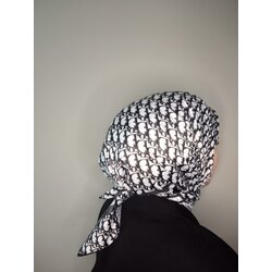 Dior siyah eşarp