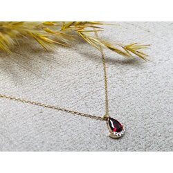 Ad Diamond Taşlı Su Damlası Kolye