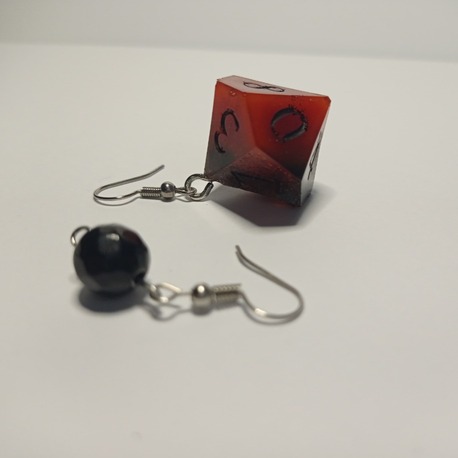 Blood Magic D10 Zar ve Oniks Taşlı Küpe Seti t32