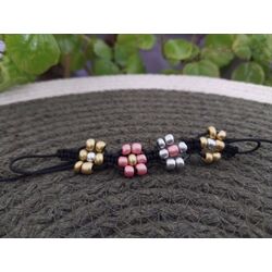 4 çicek (gri-altın sarısı -pembe)
