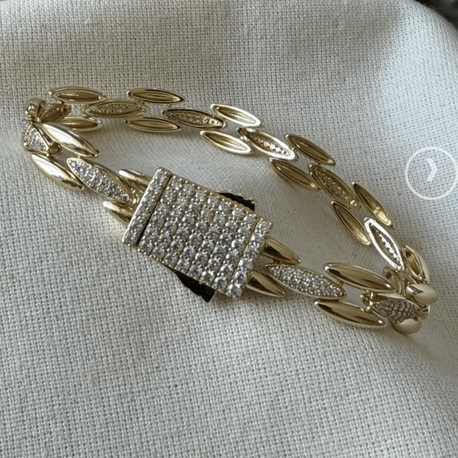 Xupink VIP 14K Arpa Model Küpe 